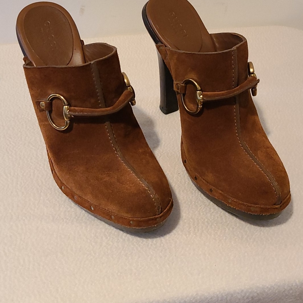 GUCCI SUEDE BROWN HIGH HEEL CLOGS - Picture 7 of 11